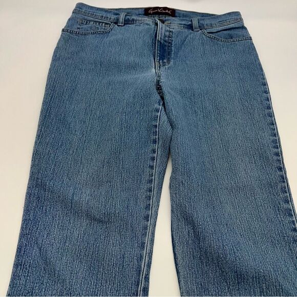 Gloria Vanderbilt Medium Wash Straight Leg High Rise Mom Denim Jeans-Size W34 - Picture 6 of 11